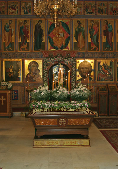 престол Рождества Богородицы
throne of Birth of Virgin